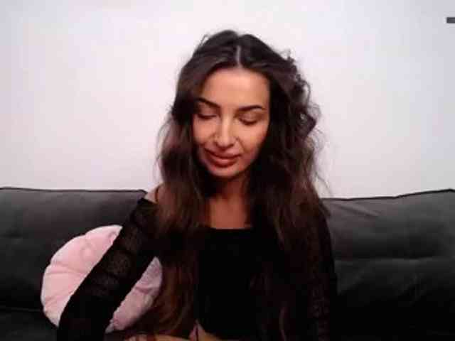 online nude webcam LauraBess