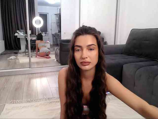 LauraBess