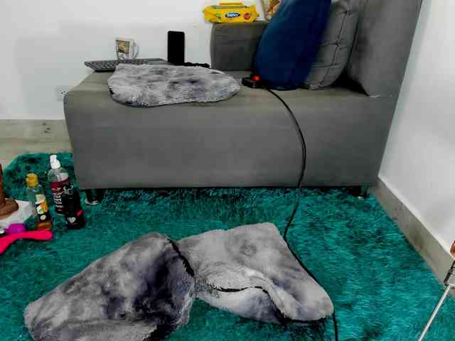 Amelie-hills webcam