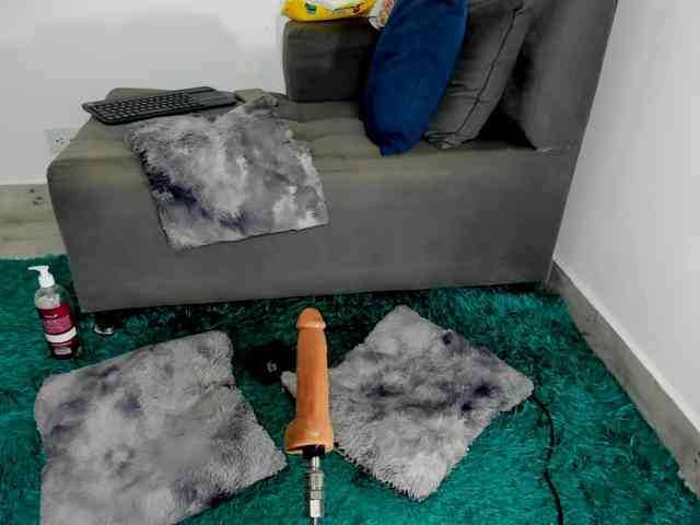 Amelie-hills webcam