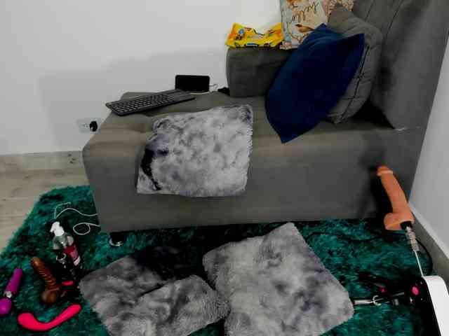 Amelie-hills webcam