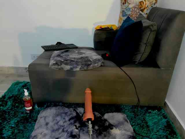 Amelie-hills webcam