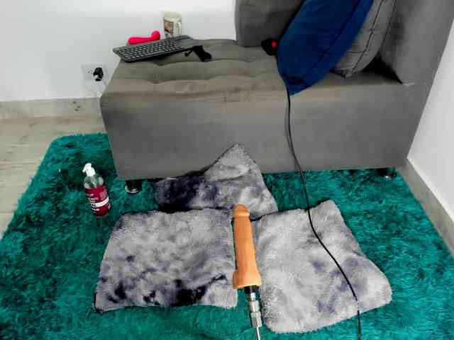 Amelie-hills webcam