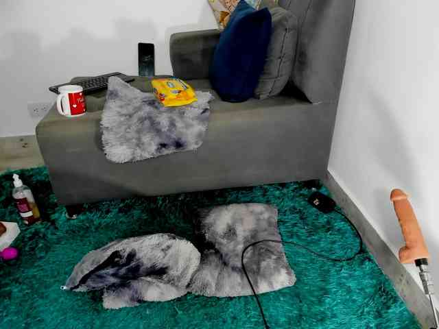 Amelie-hills webcam