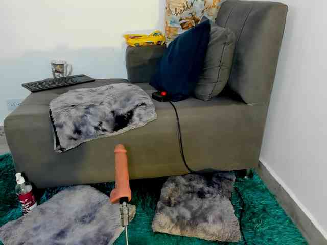 Amelie-hills webcam