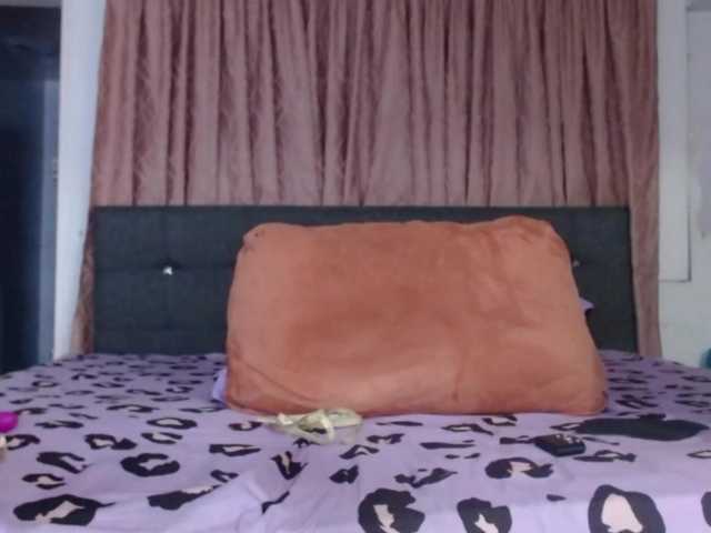 grettajames live cam on BongaCams