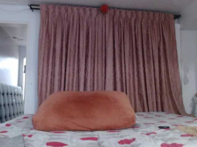 grettajames live cam on BongaCams