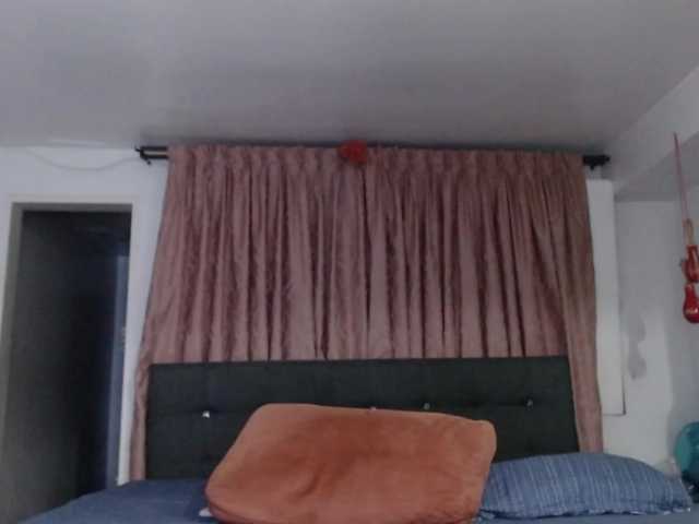 grettajames live cam on BongaCams