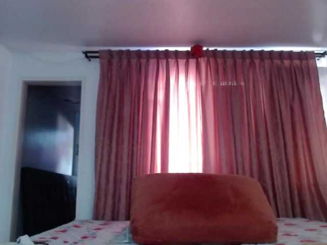 grettajames live cam on BongaCams