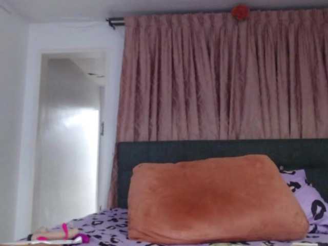 grettajames live webcam show