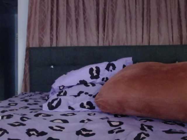 grettajames live webcam show