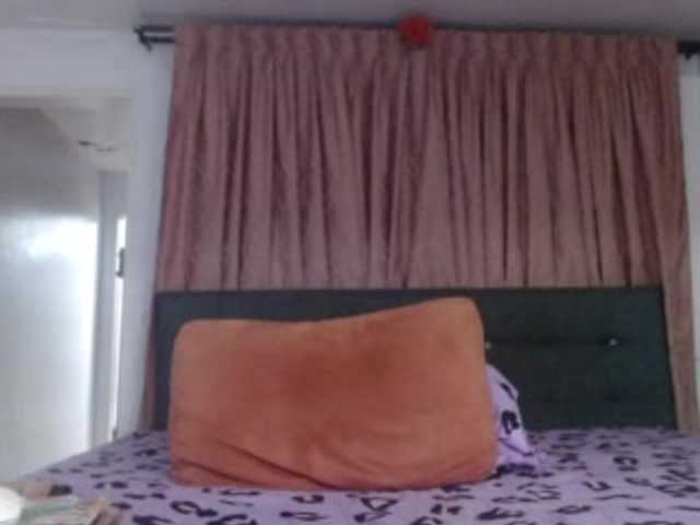 grettajames live cam on BongaCams