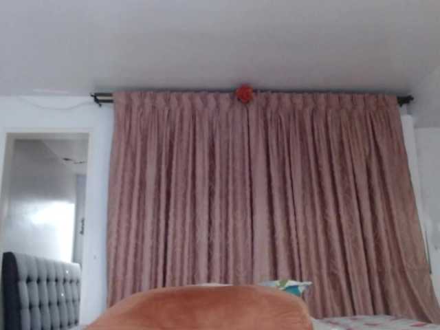 grettajames live cam on BongaCams