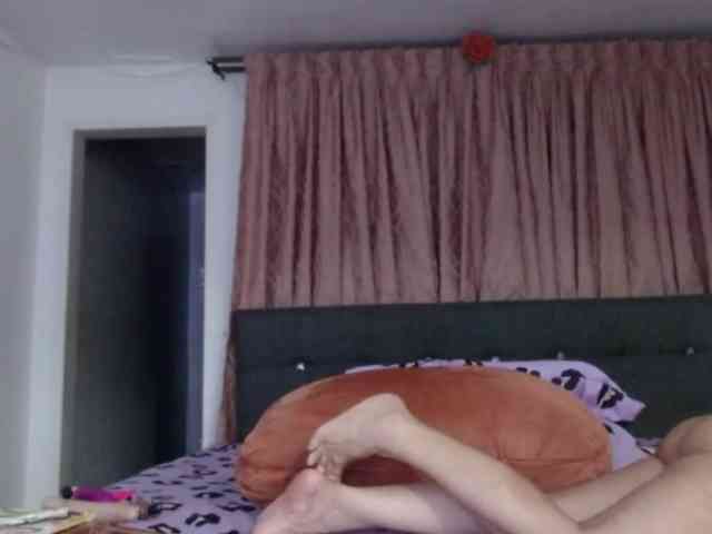 grettajames webcam