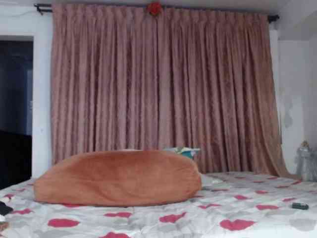 grettajames webcam