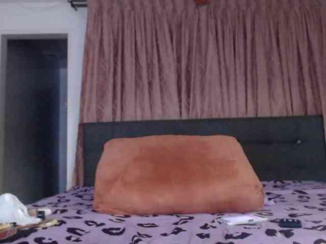 grettajames webcam