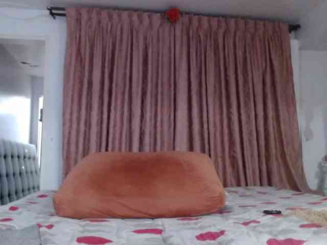 grettajames webcam