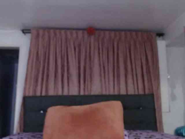 grettajames webcam