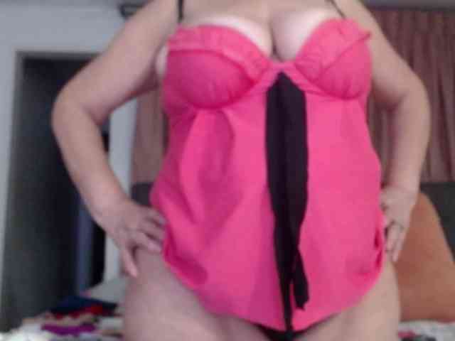 grettajames webcam