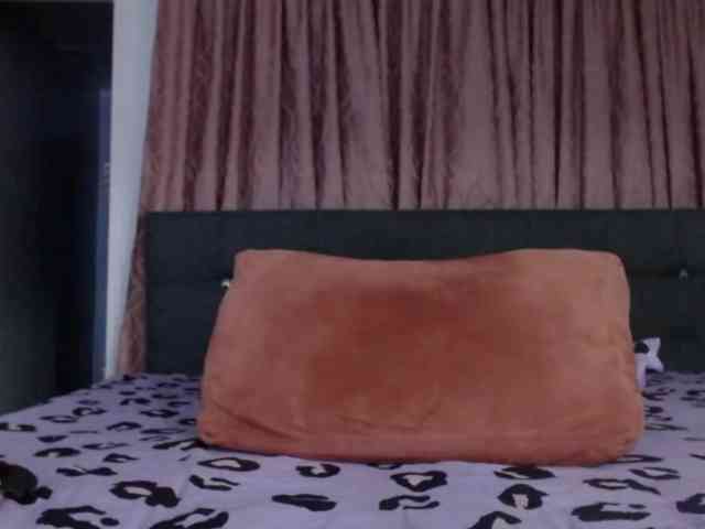 grettajames webcam