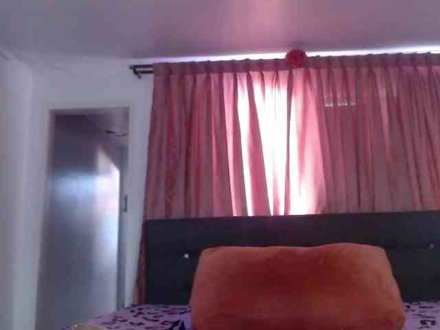 grettajames webcam