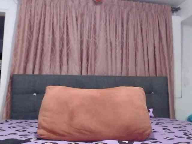 grettajames webcam