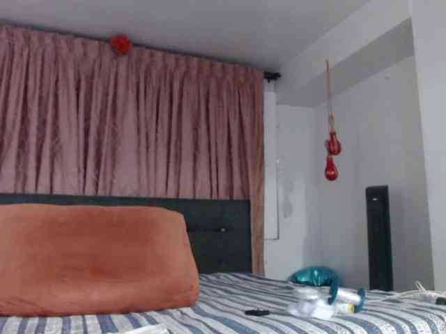 grettajames webcam