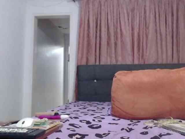 grettajames webcam