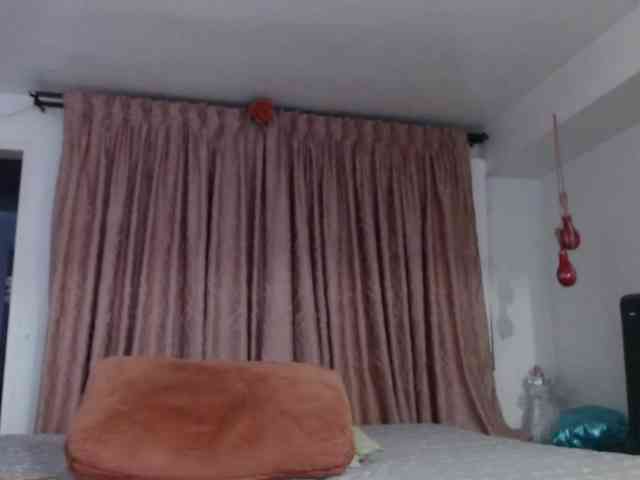 grettajames webcam