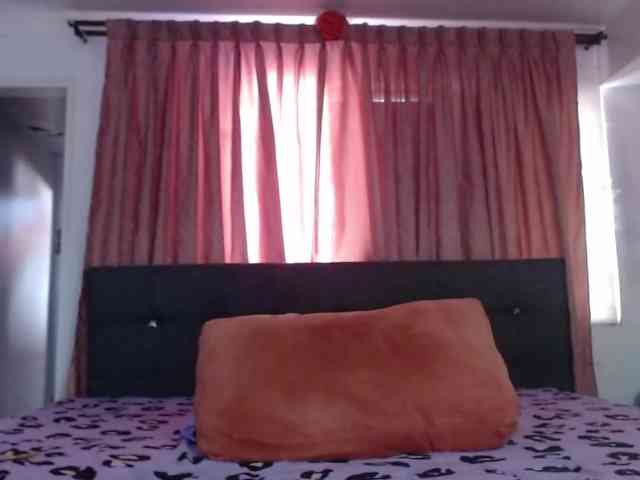grettajames webcam