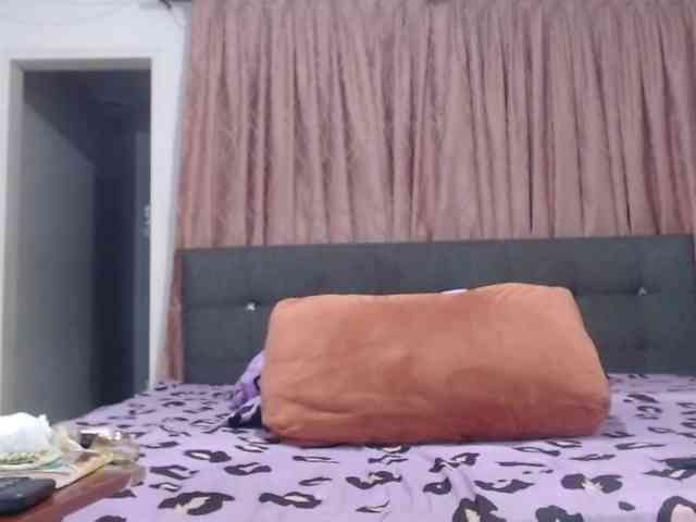 grettajames webcam
