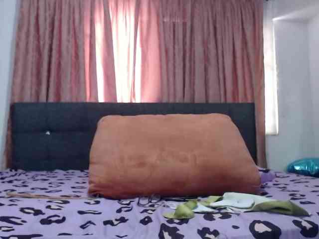 grettajames webcam