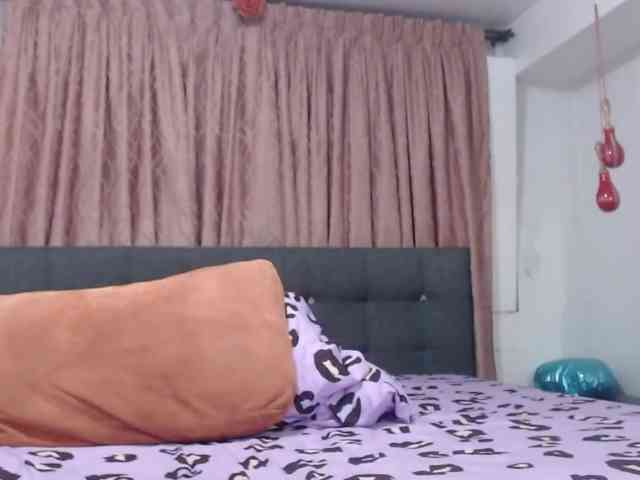 grettajames webcam