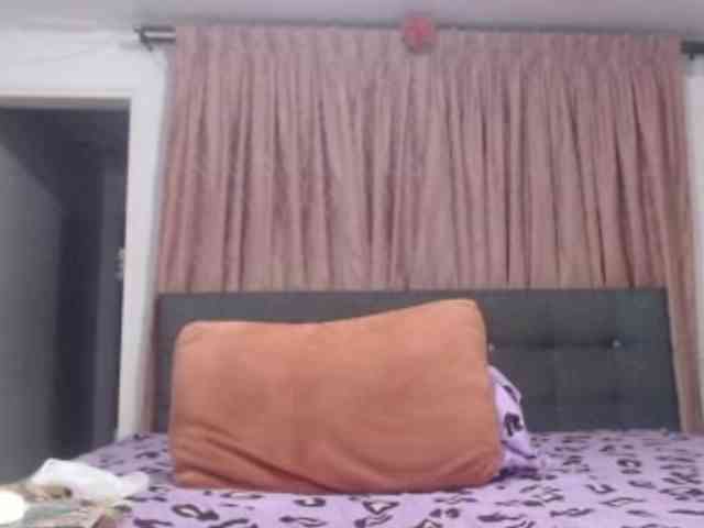 grettajames webcam