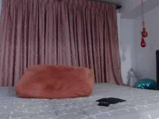 grettajames webcam