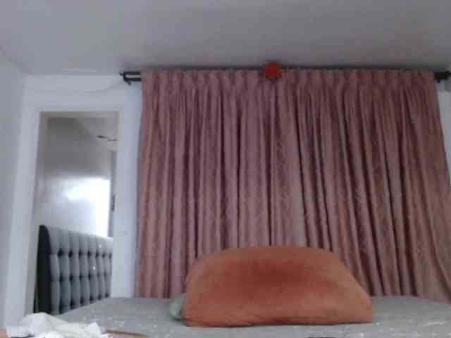 grettajames webcam