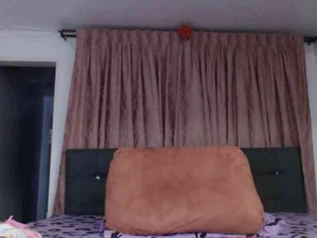 grettajames webcam
