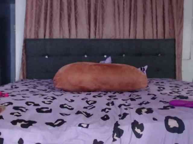 grettajames webcam
