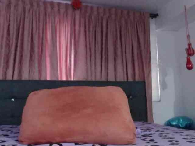 grettajames webcam