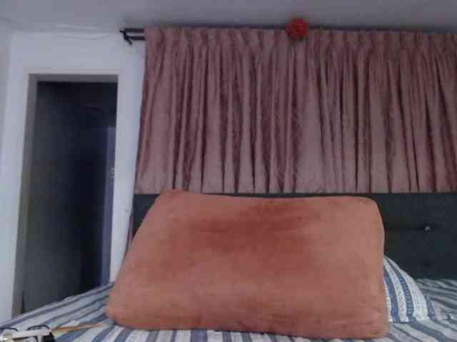 grettajames webcam