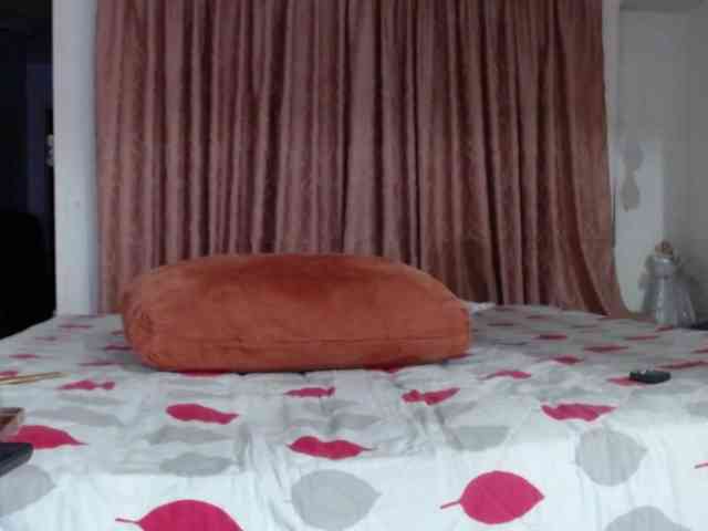 grettajames webcam