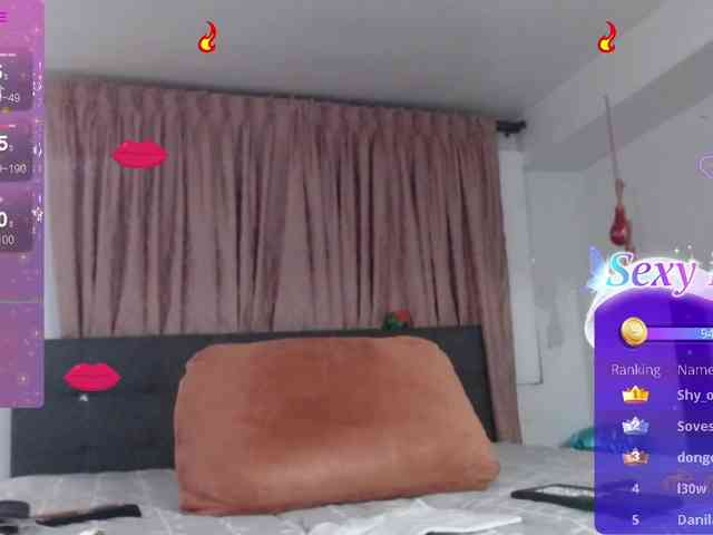 grettajames webcam