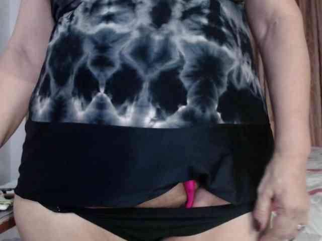 grettajames webcam