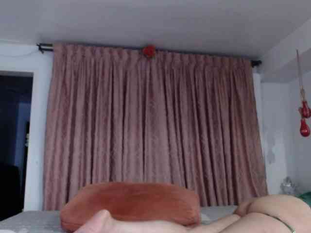 grettajames webcam