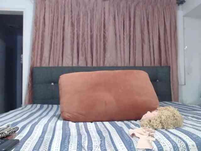 grettajames webcam