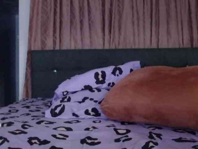 grettajames webcam