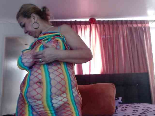 grettajames webcam