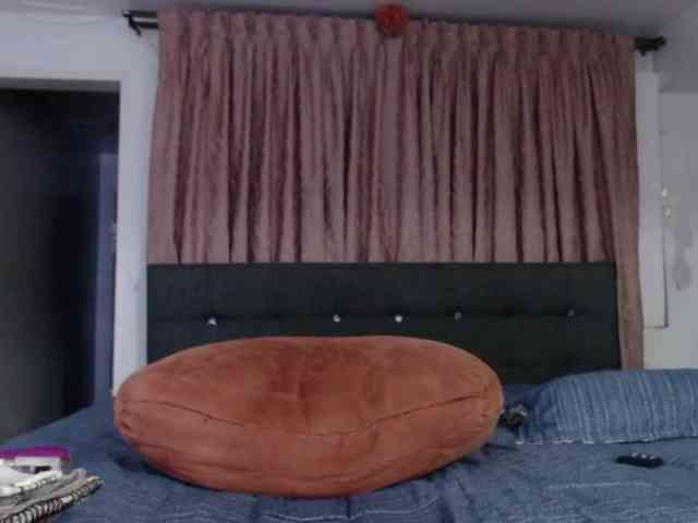grettajames webcam