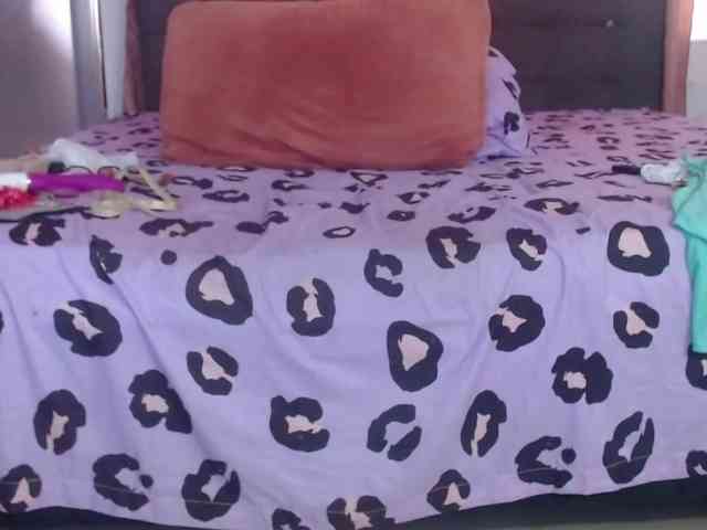 grettajames webcam