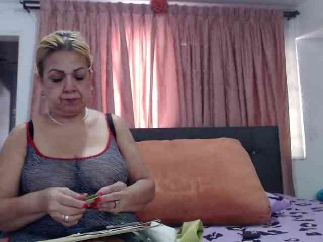 Modelo: grettajames